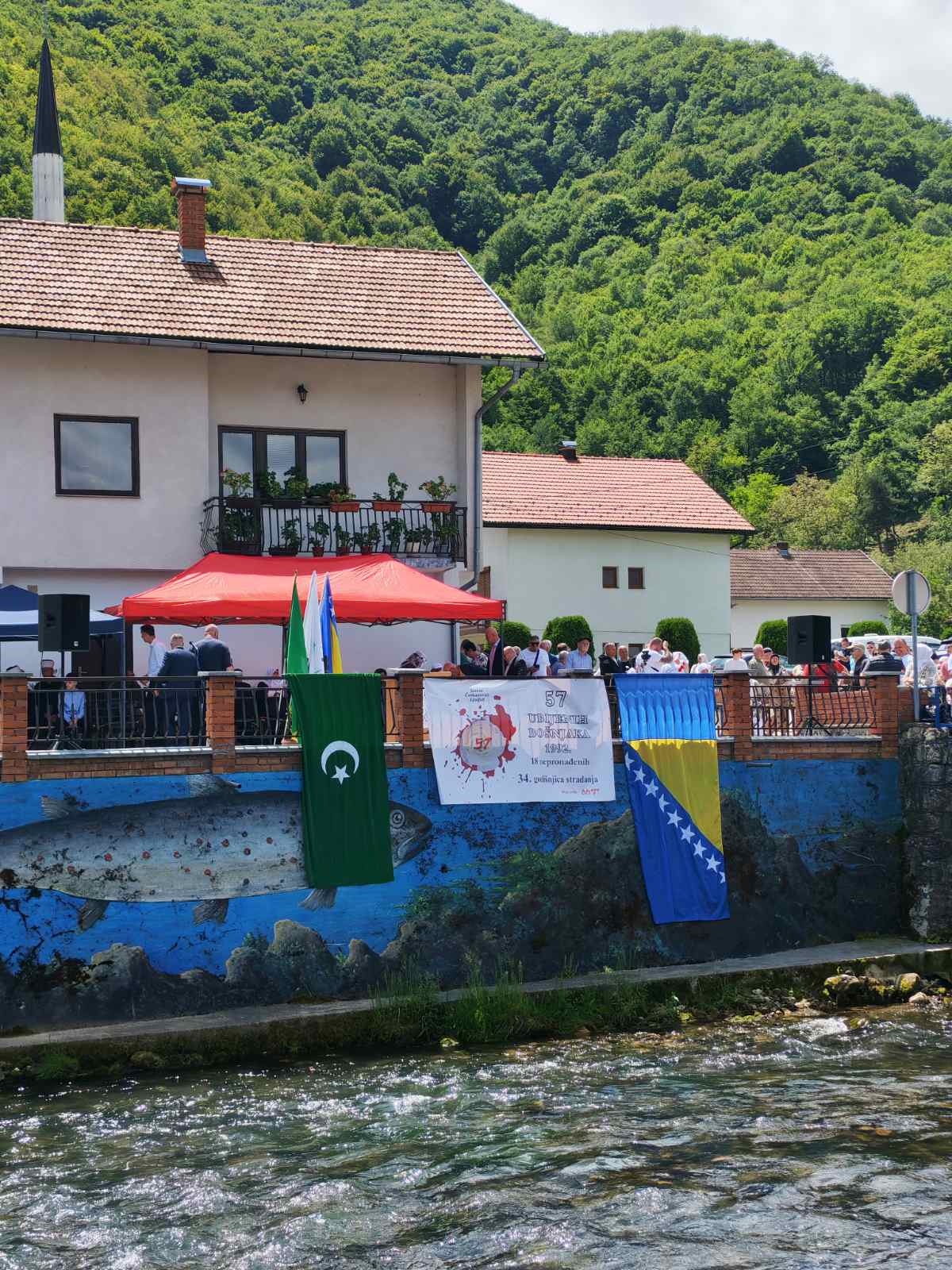 Sjećanje na jezerskom mostu