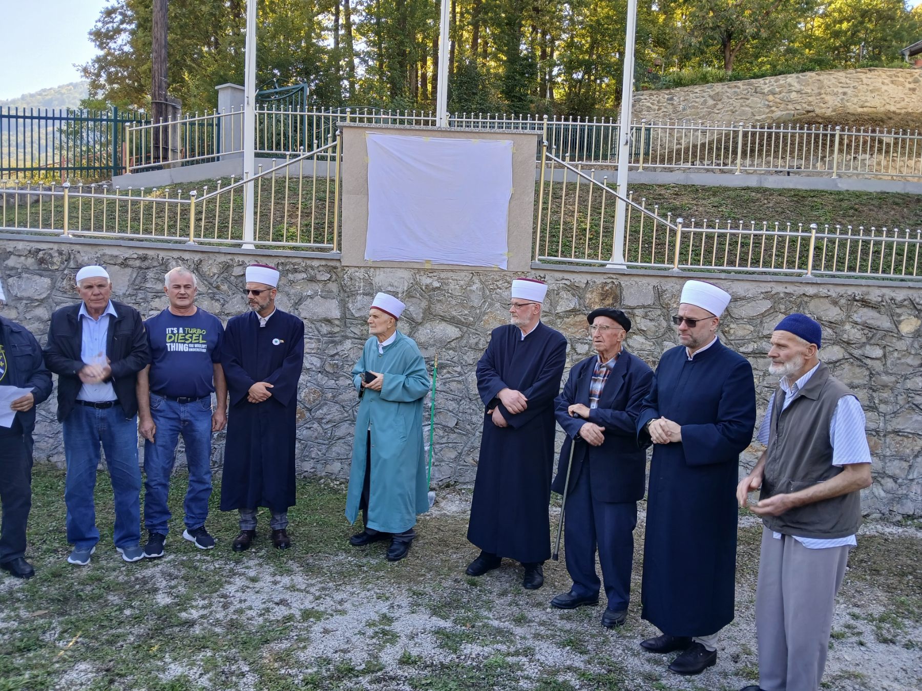 U džematu Kasumi održan šehidski mevlud i otkriveno spomen-obilježje